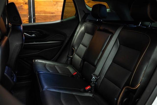 Photo of 2023 White GMC Terrain