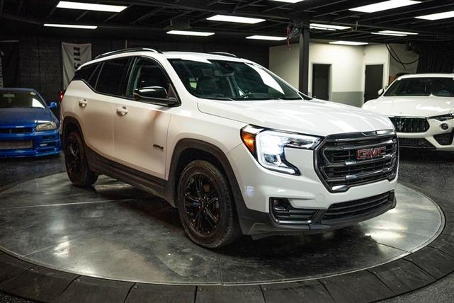 Photo of 2023 White GMC Terrain