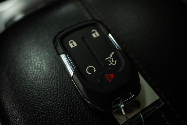 Photo of 2023 White GMC Terrain