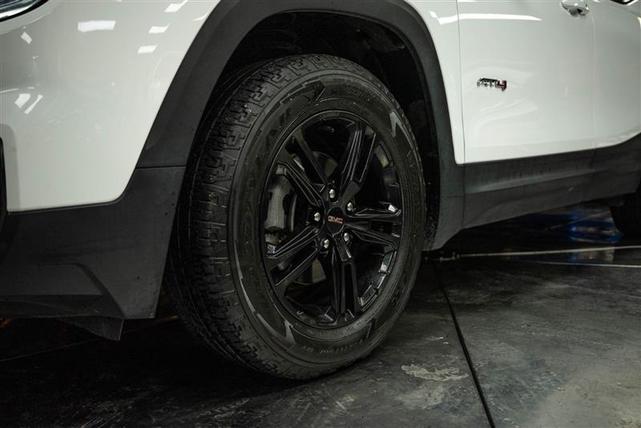 Photo of 2023 White GMC Terrain