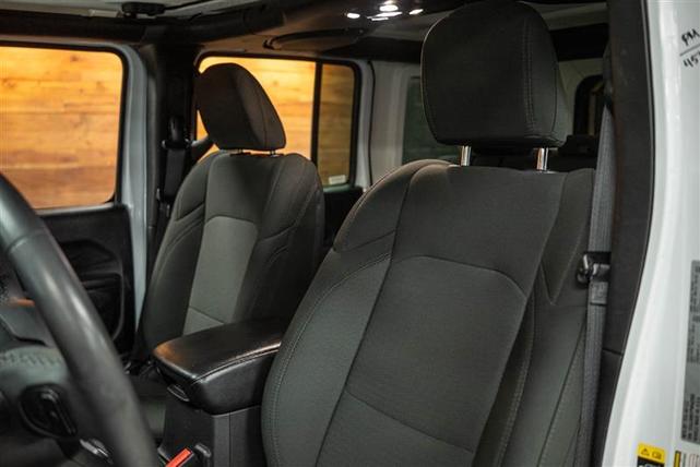 Photo of 2023 White Jeep Wrangler 4xe