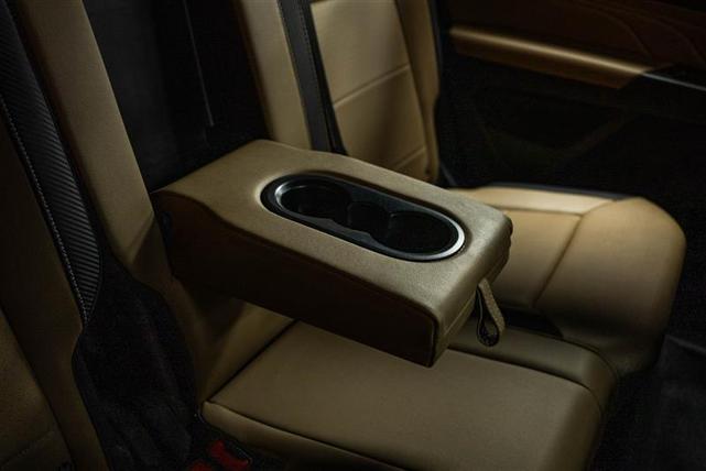 Photo of 2023 Pure White Volkswagen Atlas Cross Sport