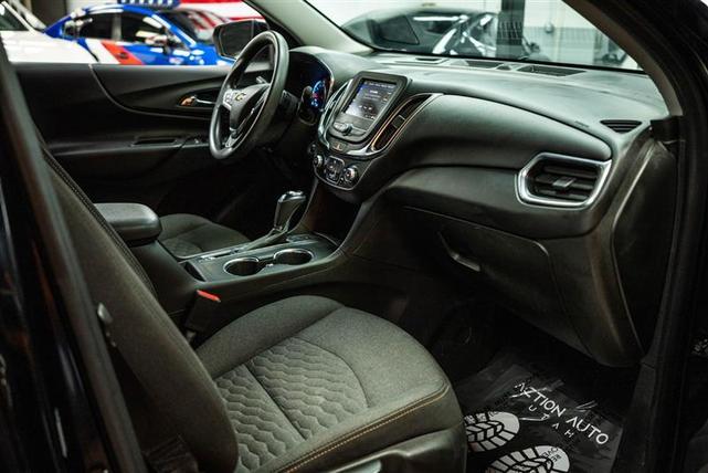 Photo of 2020 Black Chevrolet Equinox