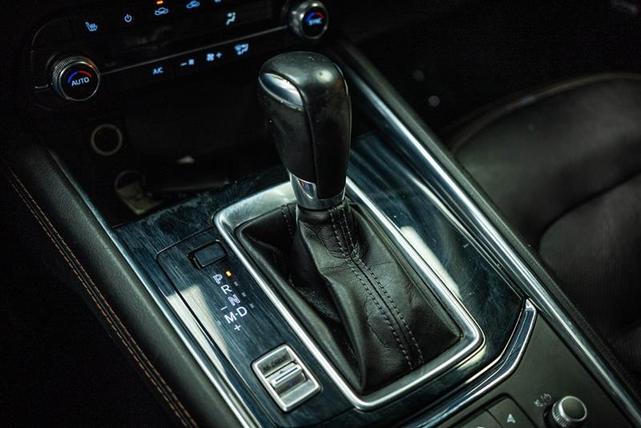 Photo of 2022 Snowflake White Pearl Mazda CX-5