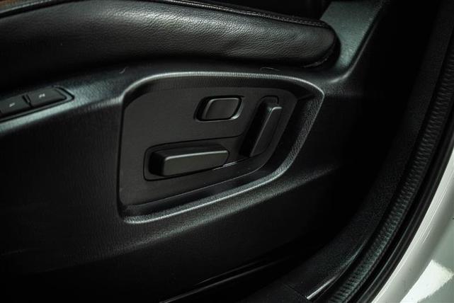 Photo of 2022 Snowflake White Pearl Mazda CX-5
