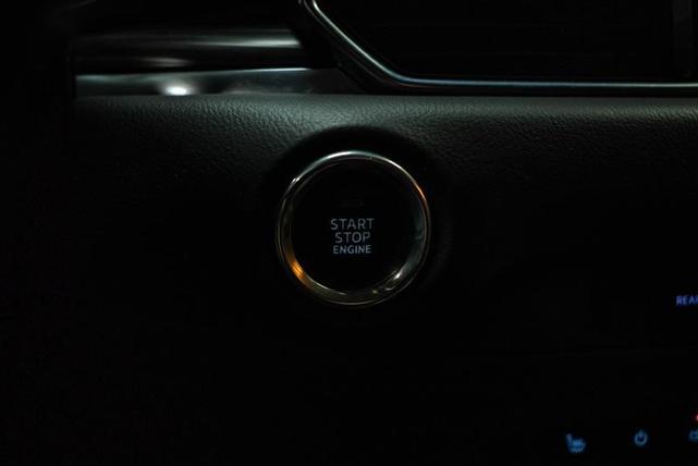 Photo of 2022 Snowflake White Pearl Mazda CX-5