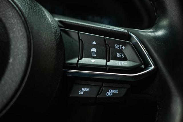 Photo of 2022 Snowflake White Pearl Mazda CX-5
