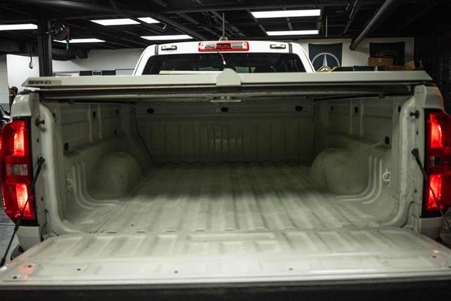Photo of 2021 White Chevrolet Colorado