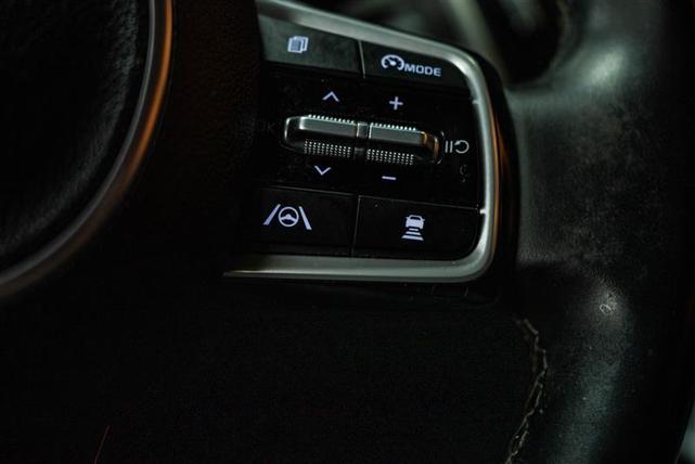 Photo of 2023 Gray Kia Sorento