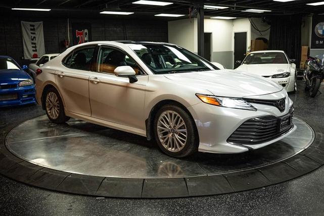 Photo of 2019 White Toyota Camry