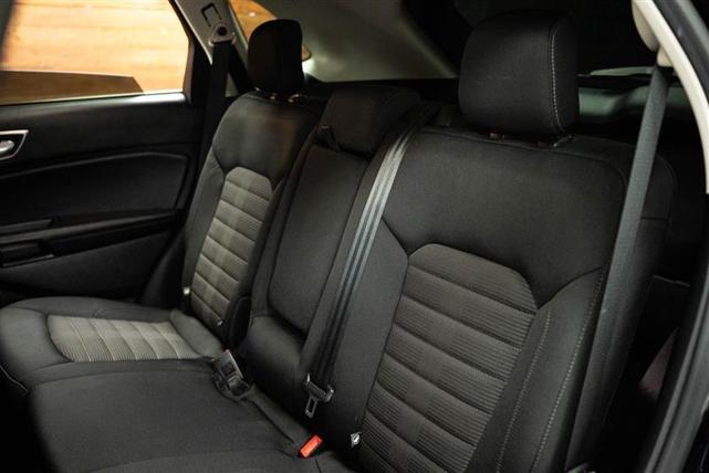 Photo of 2022 Black Ford Edge