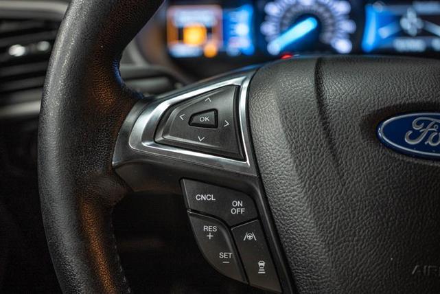 Photo of 2022 Black Ford Edge