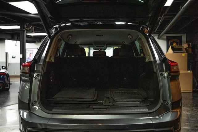 Photo of 2024 Gun Metallic Nissan Rogue