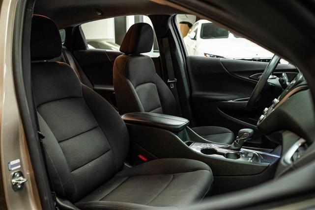 Photo of 2023 Tan Chevrolet Malibu