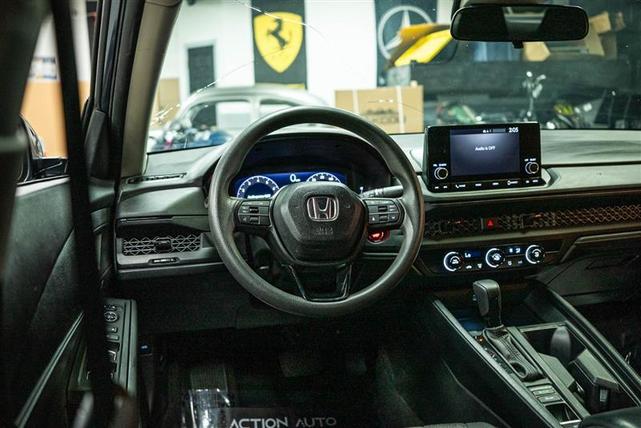 Photo of 2024 Gray Honda Accord