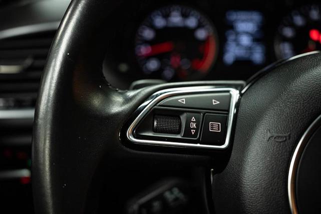 Photo of 2018 Daytona Gray Pearl Effect Audi Q3
