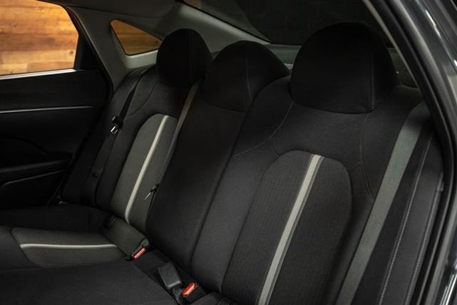 Photo of 2023 Gray Hyundai SONATA Hybrid