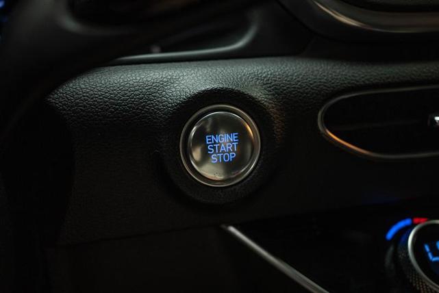 Photo of 2023 Gray Hyundai SONATA Hybrid