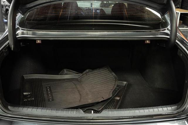 Photo of 2023 Gray Hyundai SONATA Hybrid
