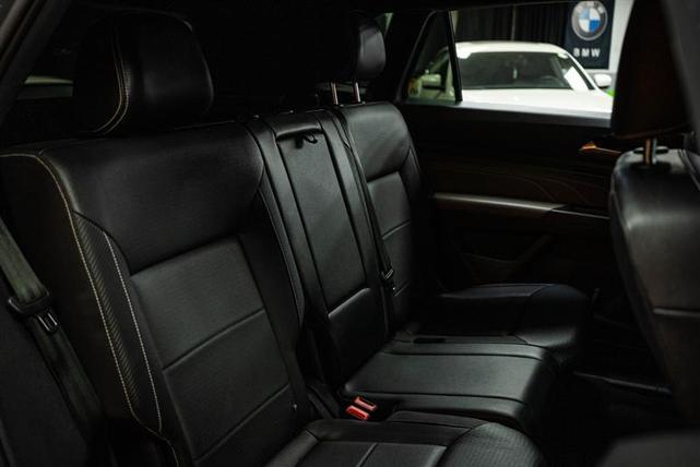 Photo of 2021 Pure Gray Volkswagen Atlas Cross Sport
