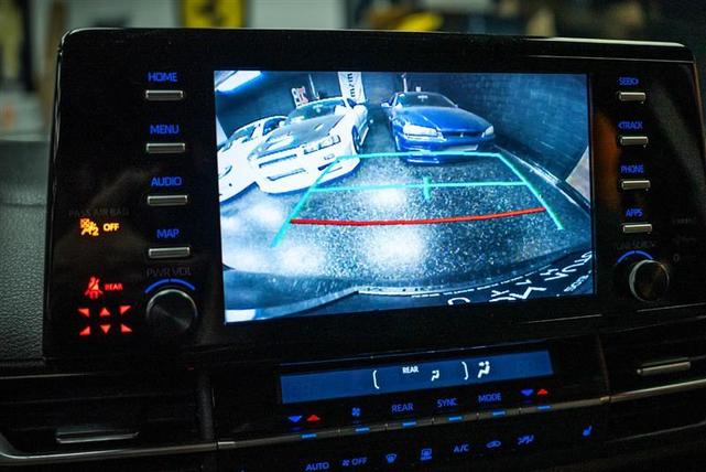 Photo of 2023 Gray Toyota Sienna