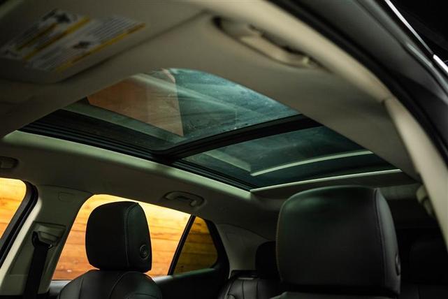 Photo of 2022 Black Buick Envision