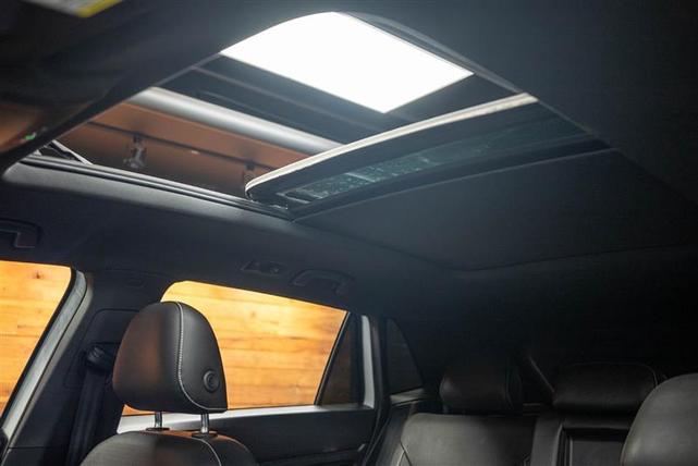 Photo of 2020 Pure White Volkswagen Atlas Cross Sport