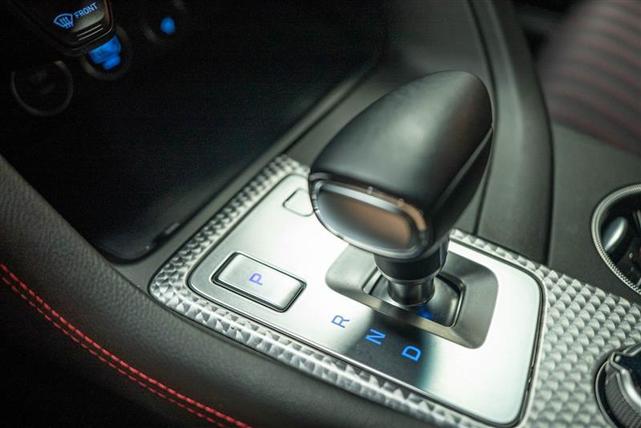 Photo of 2023 Gray Genesis G70