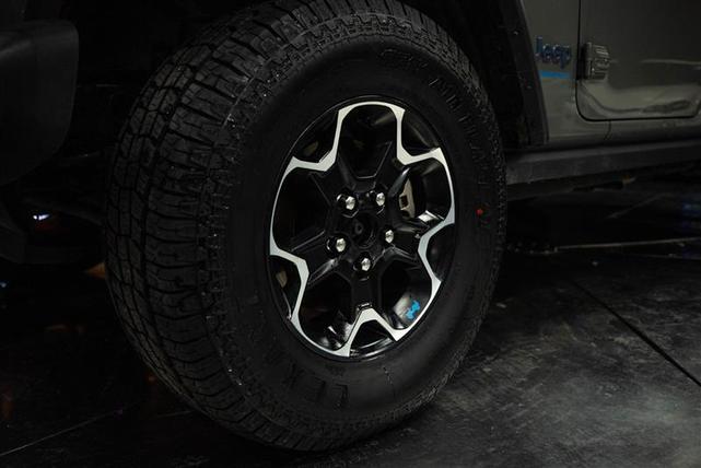 Photo of 2023 Gray Jeep Wrangler 4xe
