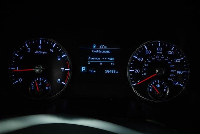Photo of 2022 White Kia Telluride
