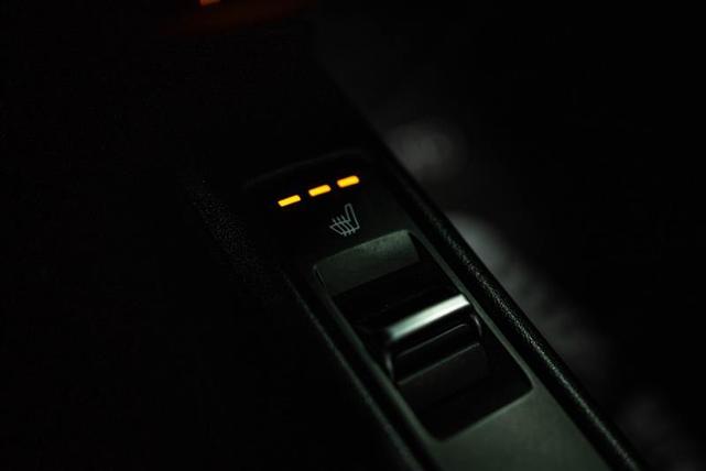 Photo of 2022 White Kia Telluride