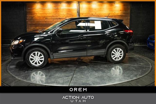 Photo of 2019 Black Nissan Rogue Sport