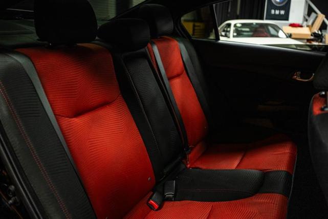 Photo of 2015 Black Honda Civic