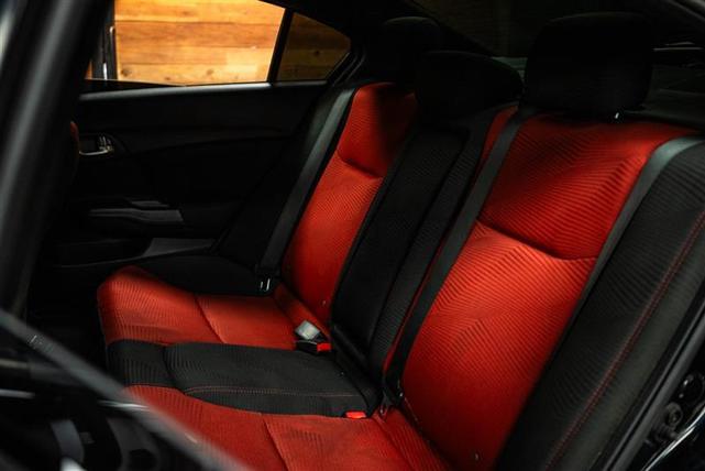 Photo of 2015 Black Honda Civic