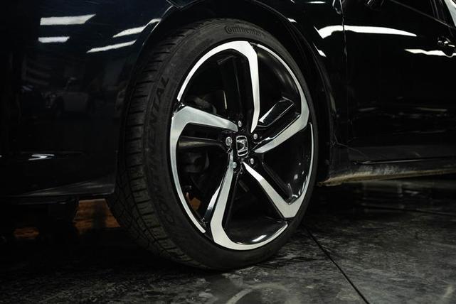Photo of 2015 Black Honda Civic