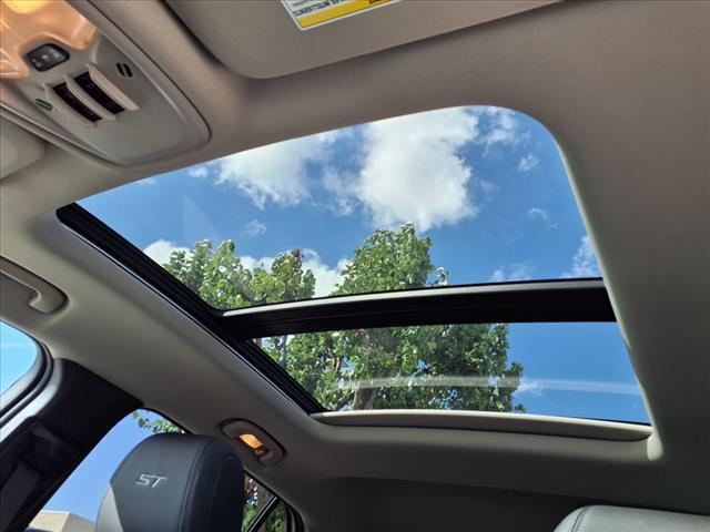 Photo of 2026 Summit White Buick Encore GX