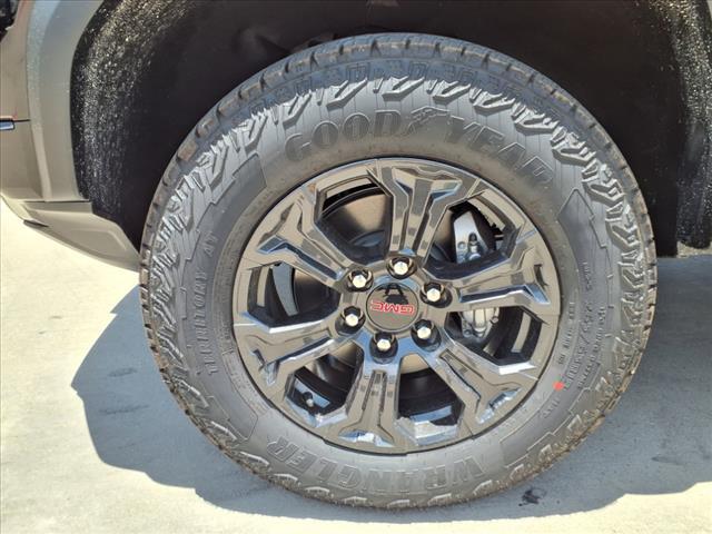 Photo of 2025 Onyx Black GMC Canyon