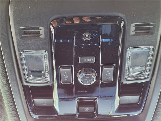Photo of 2026 Summit White GMC Yukon