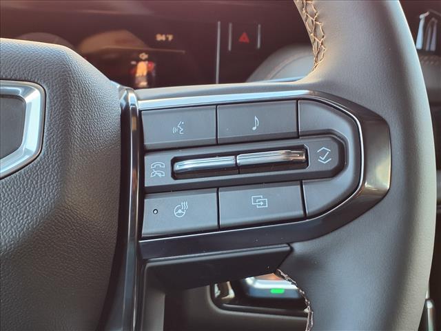 Photo of 2026 Summit White GMC Yukon