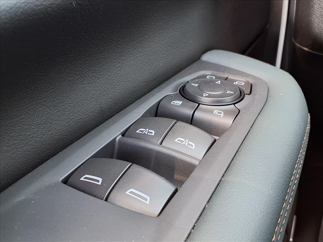 Photo of 2026 Summit White GMC Yukon