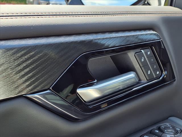 Photo of 2026 Summit White GMC Yukon