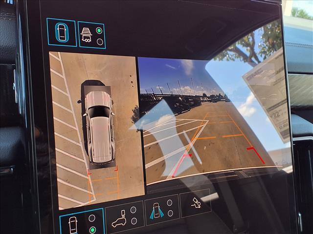Photo of 2026 Summit White GMC Yukon