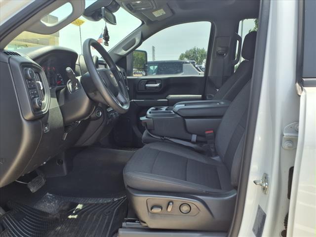 Photo of 2025 Summit White Chevrolet Silverado 2500