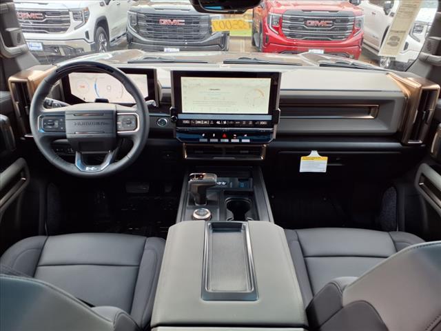 Photo of 2025 Black GMC HUMMER EV SUV