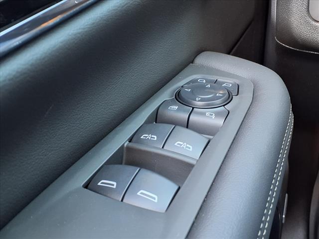 Photo of 2025 Onyx Black GMC Yukon XL