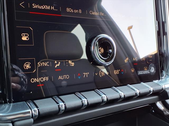 Photo of 2025 Onyx Black GMC Yukon XL