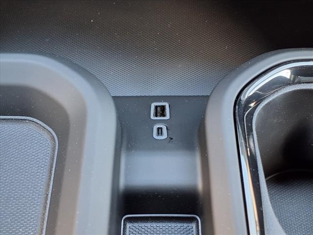 Photo of 2025 Summit White GMC Sierra 2500