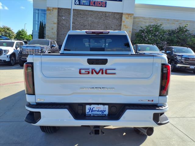 Photo of 2025 Summit White GMC Sierra 2500
