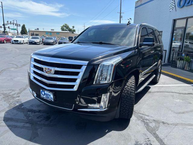 Photo of 2019 Black Cadillac Escalade