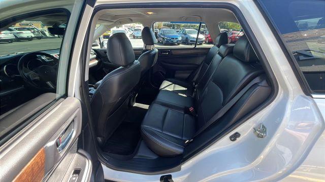 Photo of 2017 Crystal White Pearl Subaru Outback